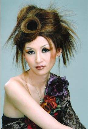 {WABO美女百家樂}(中国美容时尚报张晓梅)